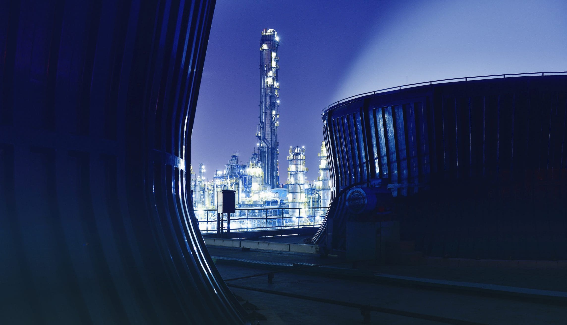 Innovating Oil and Gas Giants: Utilizing Technology to Stay Competitive